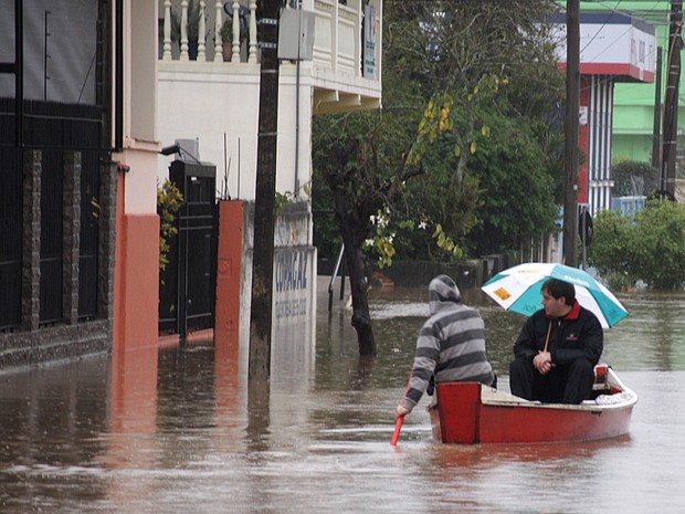 Nmero de atingidos pela chuva no RS sobe para 6,9 mil, diz Defesa Civil