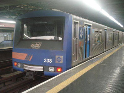 Coliso entre trens da Linha 3 do metr deixa feridos em SP