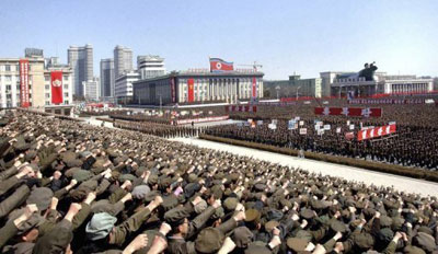 Coreia do Norte condena norte-americano a 15 anos de trabalho forado