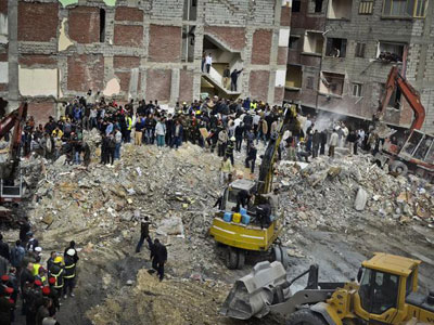 Desabamento de prdio no Egito deixa ao menos 17 mortos  
