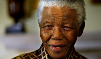 Nelson Mandela inicia terceiro ms de internamento 