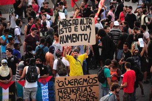 MANIFESTAO NO RIO DE JANEIRO  Manifestantes protestam con
