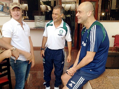 Paulo Nunes visita concentrao do Palmeiras para dese