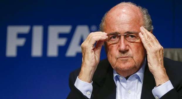 Joseph Blatter confirma candidatura para reeleio na Fifa