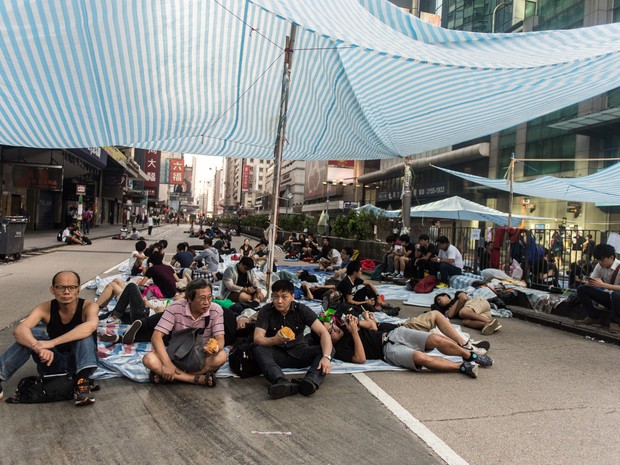 Hong Kong comea a voltar  normalidade aps manifestaes