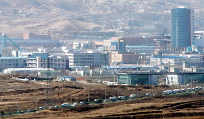 Coreias chegam a acordo para reabrir complexo industrial de Kaesong