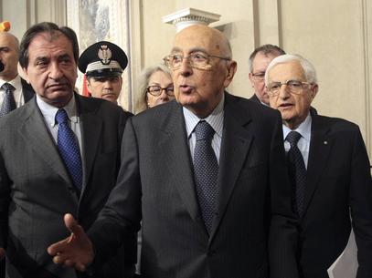 Itlia: Napolitano descarta renncia e faz apelo por acordo 