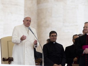 Papa Francisco visitar a Frana em 2015