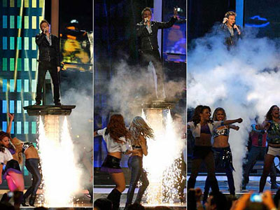 Nos EUA Tel canta no Prmio Billboard  Msica Latina 2012