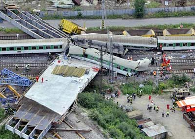 Acidente de trem deixa 6 mortos e 31 feridos