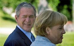 Bush diz que deciso de ir  Guerra do Iraque foi correta