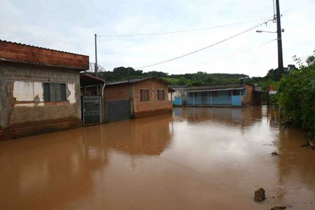 Unio envia R$ 50 milhes para cidades atingidas pelas chuva em MG