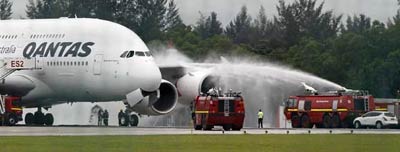 Qantas suspende voos com Airbus A380 aps pouso emergencial