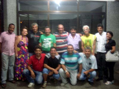 Grupo Pr-Maratazes Apia Jander  Reeleio