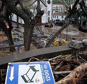 - Chuvas deixam 42 mortos e 4 desaparecidos na Ilha da Madeira