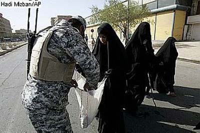Mulheres-bomba matam 70 no Iraque