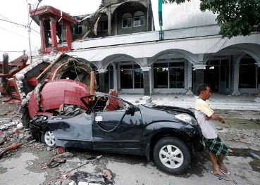 Novo terremoto atinge a Indonsia aps abalo ter deixado mais de 500 mortos.