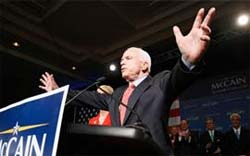 McCain vence prvias em Washington