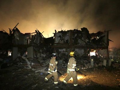 Exploso no Texas provocou bola de fogo de 30 m, dizem testemunhas  