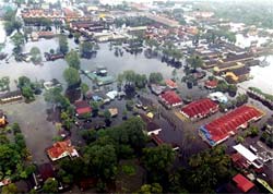 Inundaes deixam 21 mortos na Malsia