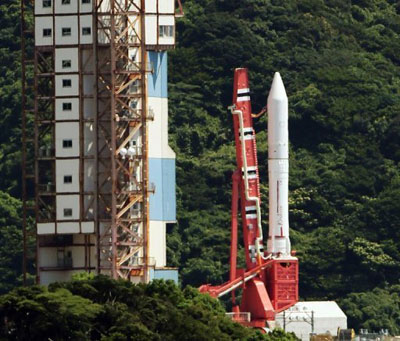 Novo foguete do Japo falha em decolagem