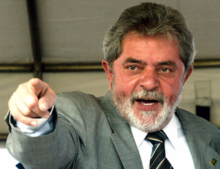 Parlamento brasileiro tenta conter escndalo 