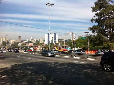 CET libera ltimo acesso bloqueado de avenida na Zona Sul de So Paulo