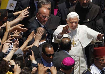Em Belm, papa encontra Abbas e defende a criao do Estado palestino