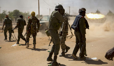 Frana comea a retirar contigente de soldados do Mali  