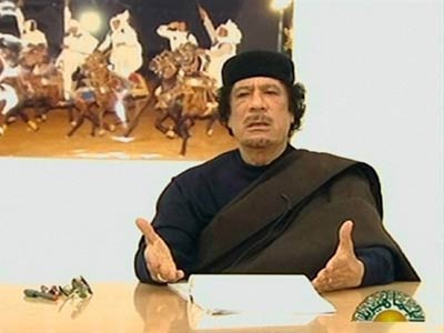 Ditador lbio Muammar Kadhafi pode estar ferido