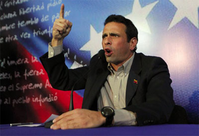 Capriles anuncia que ser candidato a presidente na Venezuela  