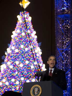 Casal Obama inaugura iluminao de rvore de natal da Casa Branca