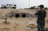 Muamar Kadhafi foi sepultado em local secreto da Lbia 
