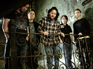 Ingressos de pista vip para show do Pearl Jam no Rio se esgotam na web