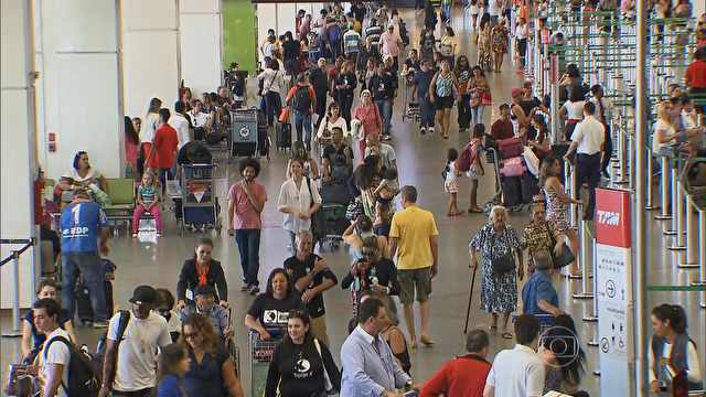 Aeroportos do pas devem receber  20 milhes de passageiros