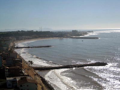 Obras de recuperao da Praia Central de Maratazes j apresentam resultados positivos