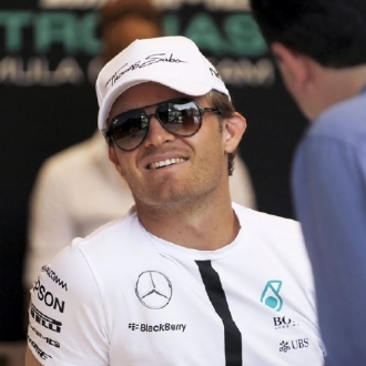 Rosberg nega arrependimento por crticas a Hamilton