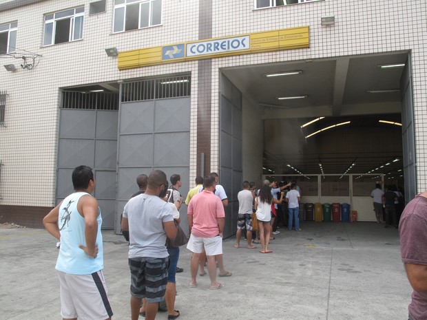 Violncia faz Correios suspenderem entregas em reas do Rio 