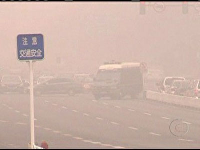 Poluio em Pequim ultrapassa 25 vezes o limite considerado seguro  
