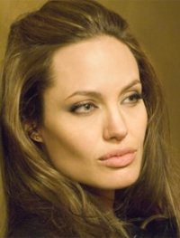 Desejo: Jolie quer engravidar ainda no 1 semestre