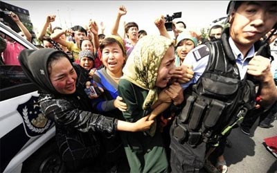 Distrbios em Xinjiang deixaram 184 mortos 