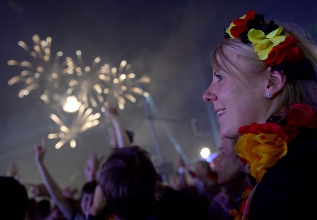 Centenas de milhares de alemes celebram o quarto ttulo mundial