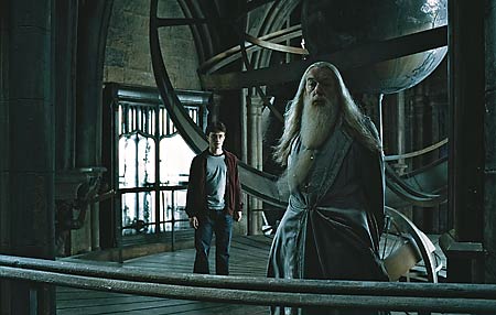 Novo filme de Harry Potter chega aos cinemas com grandes exp