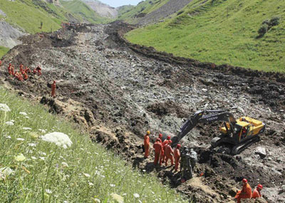 Nmero de mortos por deslizamento de terra em mina sobe a 16 na China