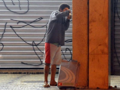 Brasil tem 370 mil usurios regulares de crack nas capitais, aponta Fiocruz