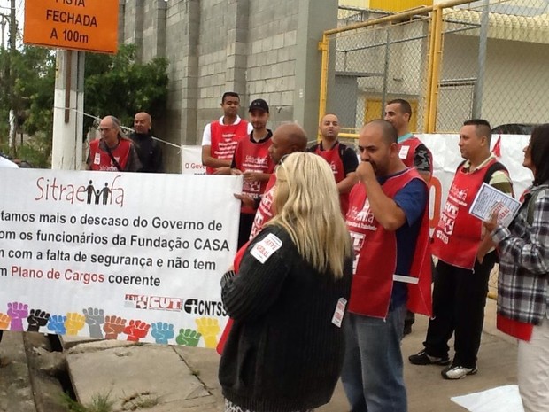 Funcionrios da Fundao Casa entram em greve em SP