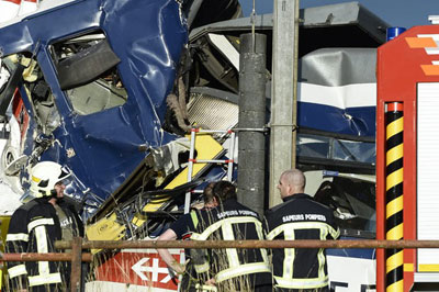 Coliso entre dois trens na Sua deixa um morto e 26 feridos