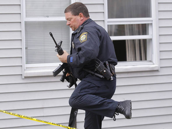 Policial do MIT baleado perto de Boston era jovem de 26 anos
