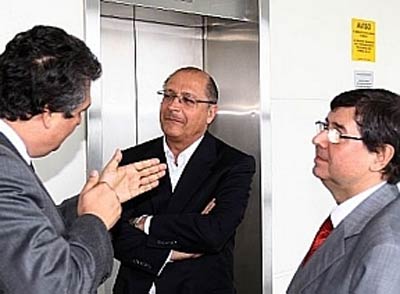 Alckmin defende reviso da dvida de SP