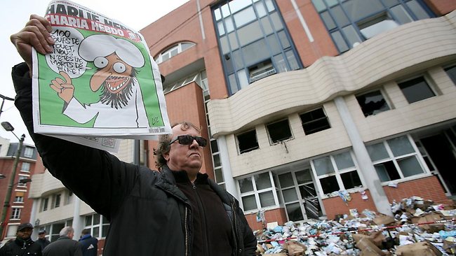 Google est doando cerca de 300 mil dlares para Charlie Heb